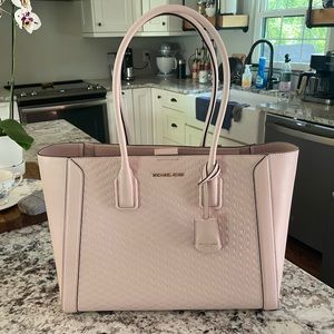 Michael Kors Kali Large Shoulder Tote & Laptop Case Blush Pink